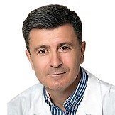 Врач Макиев Аслан Тимофеевич