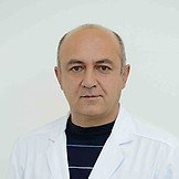 Врач Шавлохов Герман Султанович